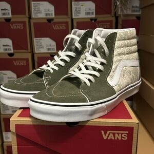 EUC Vans Sk-8 Hi Desert Skulls Grape Leaf